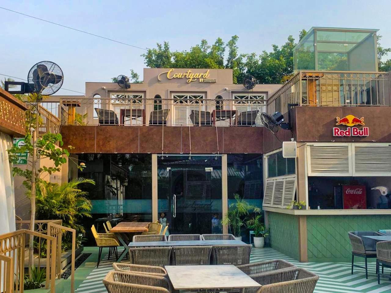 Pink Villa Boutique Hotel Meerut Exteriör bild