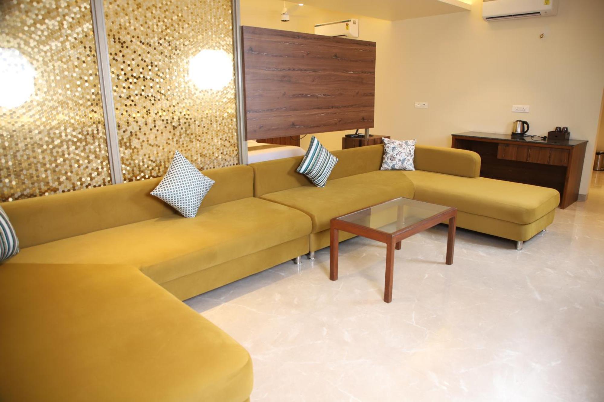 Pink Villa Boutique Hotel Meerut Exteriör bild